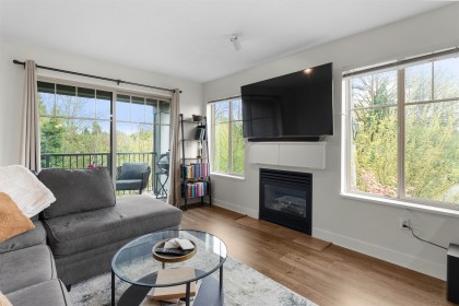 Photo 11 at 304 - 12020 207a Street, Northwest Maple Ridge, Maple Ridge