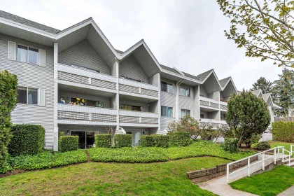 Photo 3 at 311 - 2055 Suffolk Avenue, Glenwood PQ, Port Coquitlam
