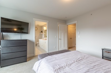Photo 17 at 23958 Kanaka Way, Cottonwood MR, Maple Ridge