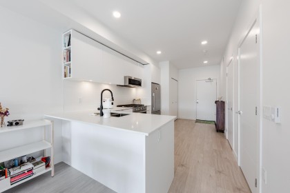 Photo 12 at 313 - 2345 Rindall Avenue, Central Pt Coquitlam, Port Coquitlam