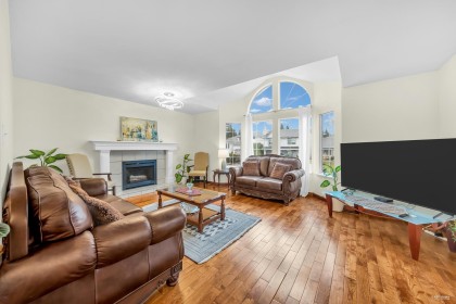 Photo 31 at 1382 Sutherland Avenue, Oxford Heights, Port Coquitlam