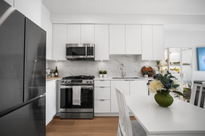 Photo 7 at 404 - 2331 Kelly Avenue, Central Pt Coquitlam, Port Coquitlam