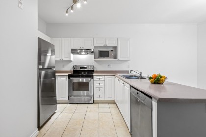 Photo 6 at 125 - 2109 Rowland Street, Central Pt Coquitlam, Port Coquitlam