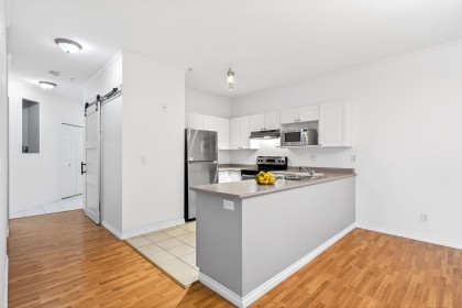 Photo 4 at 125 - 2109 Rowland Street, Central Pt Coquitlam, Port Coquitlam