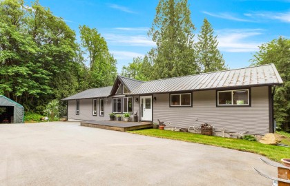 Photo 1 at 31648 Grove Avenue, Mission BC, Mission