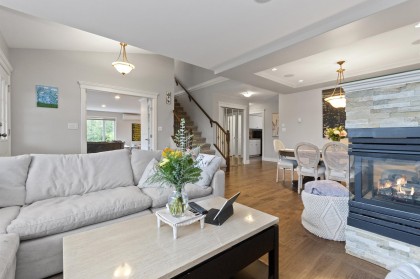 Photo 12 at 22749 125a Avenue, East Central, Maple Ridge