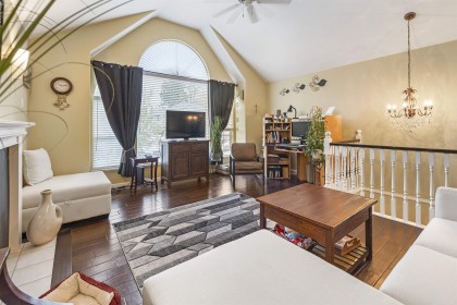 Photo 9 at 8381 Casselman Crescent, Mission BC, Mission