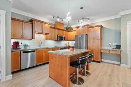 Photo 3 at 409 - 22150 Dewdney Trunk Road, West Central, Maple Ridge