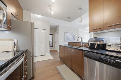 Photo 7 at 310 - 2343 Atkins Avenue, Central Pt Coquitlam, Port Coquitlam
