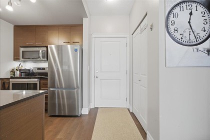 Photo 3 at 310 - 2343 Atkins Avenue, Central Pt Coquitlam, Port Coquitlam