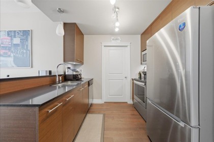 Photo 5 at 310 - 2343 Atkins Avenue, Central Pt Coquitlam, Port Coquitlam