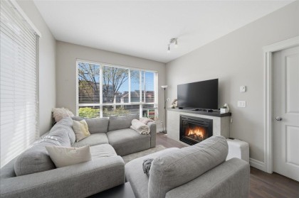 Photo 11 at 310 - 2343 Atkins Avenue, Central Pt Coquitlam, Port Coquitlam