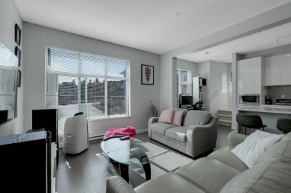 Photo 4 at 2802 - 23061 Lougheed Avenue, East Central, Maple Ridge