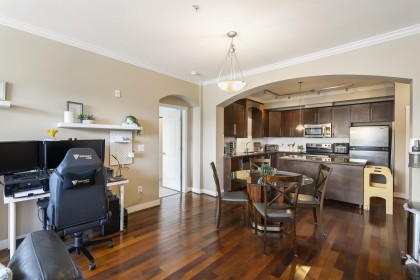 Photo 6 at 320 - 2628 Maple Street, Central Pt Coquitlam, Port Coquitlam