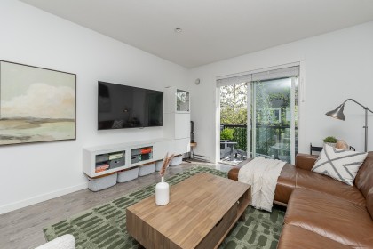 Photo 3 at 51 - 2423 Avon Place, Riverwood, Port Coquitlam