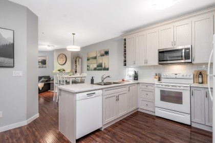 Photo 5 at 104 - 2109 Rowland Street, Central Pt Coquitlam, Port Coquitlam