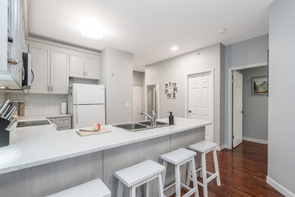 Photo 8 at 104 - 2109 Rowland Street, Central Pt Coquitlam, Port Coquitlam