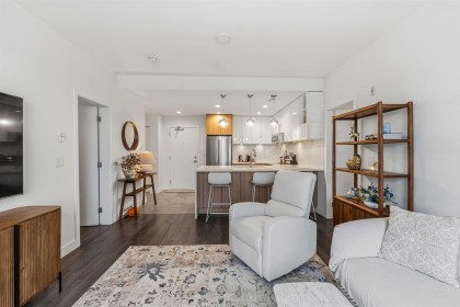 Photo 9 at 306 - 11718 224 Street, East Central, Maple Ridge