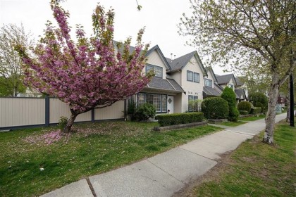 Photo 2 at 30 - 11536 236 Street, Cottonwood MR, Maple Ridge