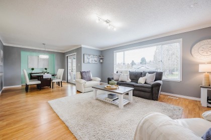 Photo 7 at 20492 Thorne Avenue, Southwest Maple Ridge, Maple Ridge