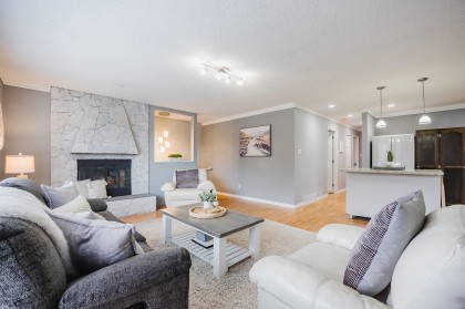 Photo 8 at 20492 Thorne Avenue, Southwest Maple Ridge, Maple Ridge