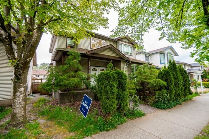 Photo 3 at 11861 240 Street, Cottonwood MR, Maple Ridge