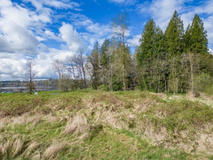 Photo 6 at 25655 Lougheed Highway, Thornhill MR, Maple Ridge