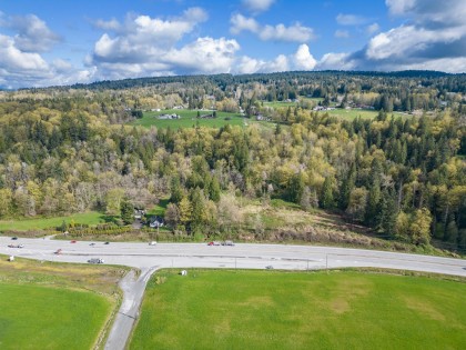 Photo 9 at 25655 Lougheed Highway, Thornhill MR, Maple Ridge