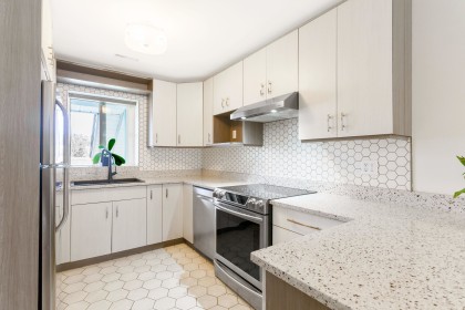 Photo 7 at 22 - 45435 Knight Road, Sardis West Vedder, Sardis