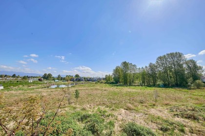 Photo 11 at 204 - 19451 Sutton Avenue, South Meadows, Pitt Meadows
