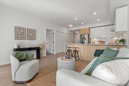 Photo 3 at 207 - 2277 Hawthorne Avenue, Central Pt Coquitlam, Port Coquitlam
