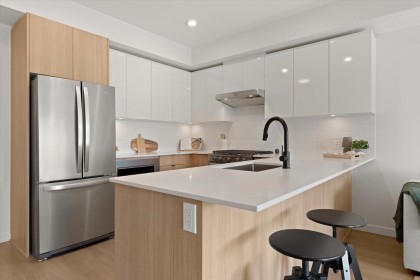 Photo 1 at 207 - 2277 Hawthorne Avenue, Central Pt Coquitlam, Port Coquitlam