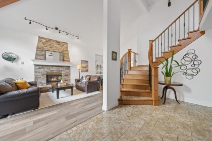 Photo 3 at 10519 Slatford Street, Albion, Maple Ridge