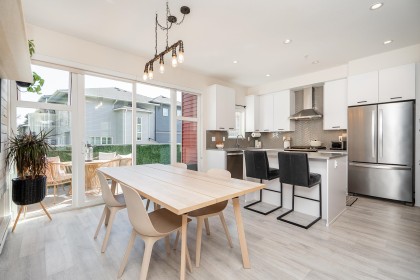 Photo 1 at 6 - 24076 112 Avenue, Cottonwood MR, Maple Ridge