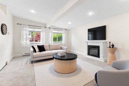 Photo 2 at 1818 Chalmers Avenue, Oxford Heights, Port Coquitlam