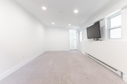 Photo 7 at 1818 Chalmers Avenue, Oxford Heights, Port Coquitlam