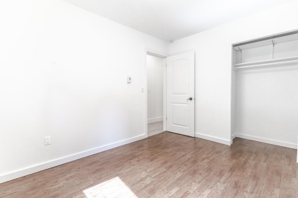 Photo 9 at 1818 Chalmers Avenue, Oxford Heights, Port Coquitlam