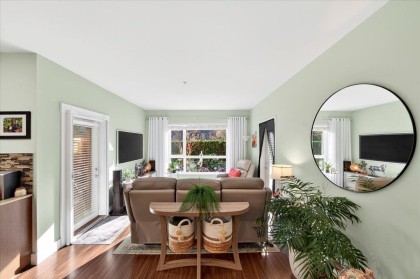 Photo 9 at 102 - 2473 Atkins Avenue, Central Pt Coquitlam, Port Coquitlam