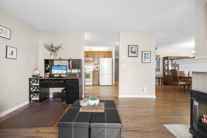 Photo 14 at 208 - 22611 116 Avenue, East Central, Maple Ridge