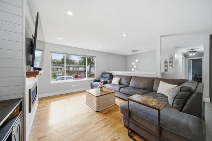 Photo 10 at 21139 Cook Avenue, Southwest Maple Ridge, Maple Ridge