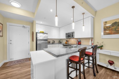 Photo 5 at 403 - 2368 Marpole Avenue, Central Pt Coquitlam, Port Coquitlam