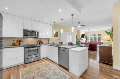 Photo 4 at 403 - 2368 Marpole Avenue, Central Pt Coquitlam, Port Coquitlam