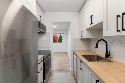 Photo 2 at 212 - 12096 222 Street, West Central, Maple Ridge