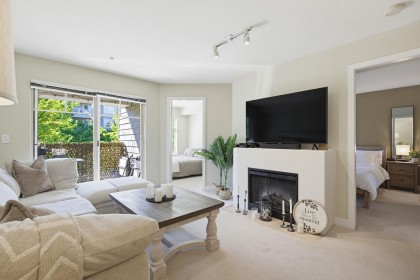 Photo 1 at 206 - 12238 224 Street, East Central, Maple Ridge
