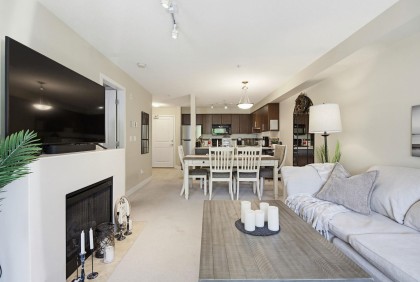 Photo 10 at 206 - 12238 224 Street, East Central, Maple Ridge