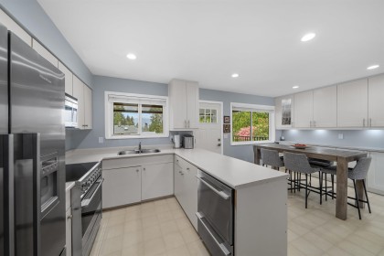 Photo 11 at 2115 Audrey Drive, Mary Hill, Port Coquitlam