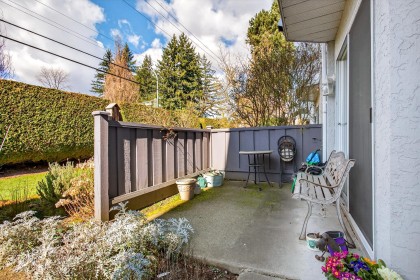 Photo 4 at 22 - 3476 Coast Meridian Road, Lincoln Park PQ, Port Coquitlam