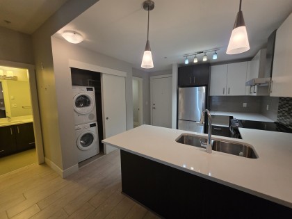 Photo 4 at 204 - 2460 Kelly Avenue, Central Pt Coquitlam, Port Coquitlam