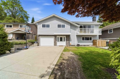 Photo 1 at 1861 Chalmers Avenue, Oxford Heights, Port Coquitlam