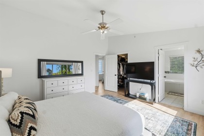 Photo 34 at 10639 249 Street, Thornhill MR, Maple Ridge